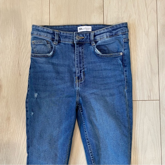 Zara jeans - Picture 2 of 2